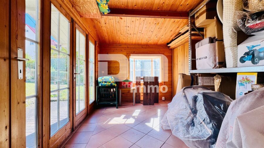 Sanierte Doppelhaushälfte mit großzügigem Garten, Garage & viel Platz für die Familie - Gartenhaus Innen / Teilbereich 1